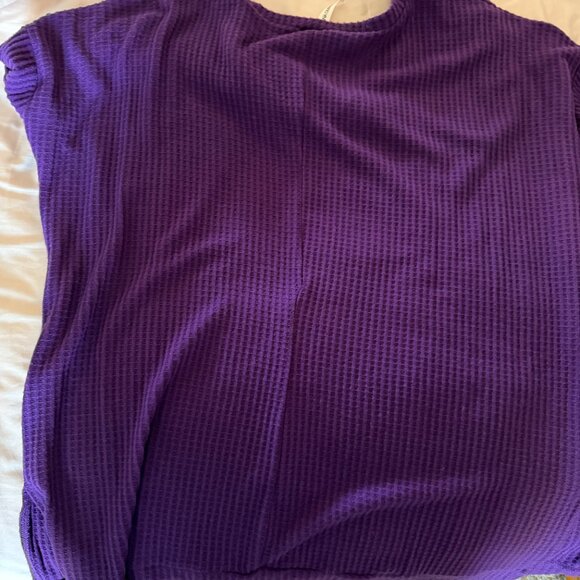 Zenana sweater - Picture 2 of 2